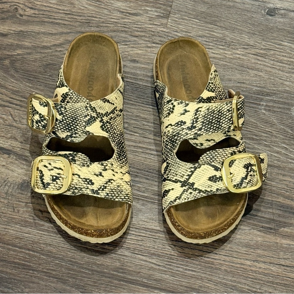 Outwoods Women’s Snake Skin Print 2 Buckle Sandals